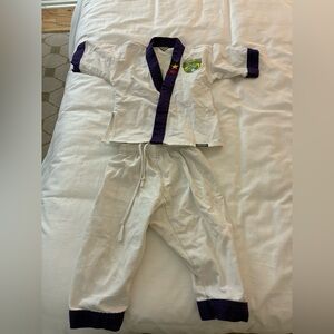 Century Kids Martial Arts Uniform Top & Pants Size 000